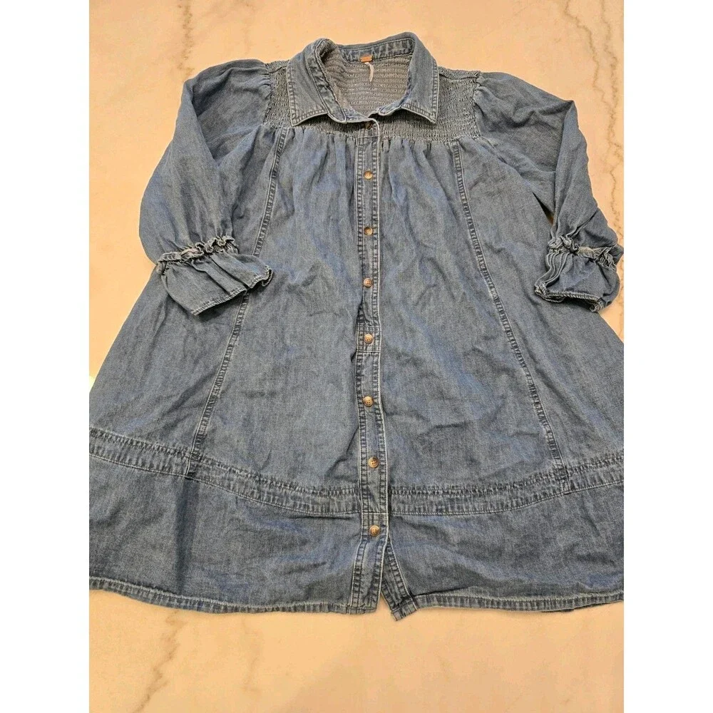 Free People Find Me Now Denim Smocked Button Down Mini Dress Tunic Pockets Med